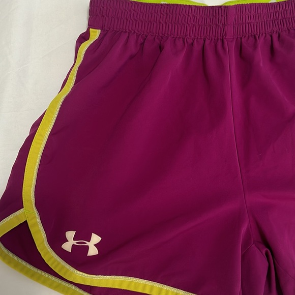 3/$20 Under armour purple shorts small - Picture 3 of 4